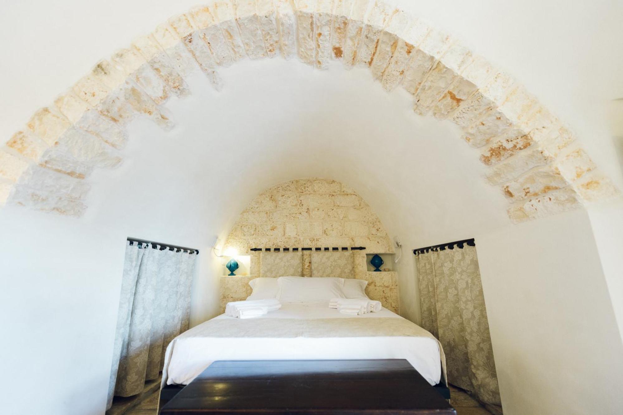 Masseria Macchia เชจลีเมสซาปิกา ภายนอก รูปภาพ